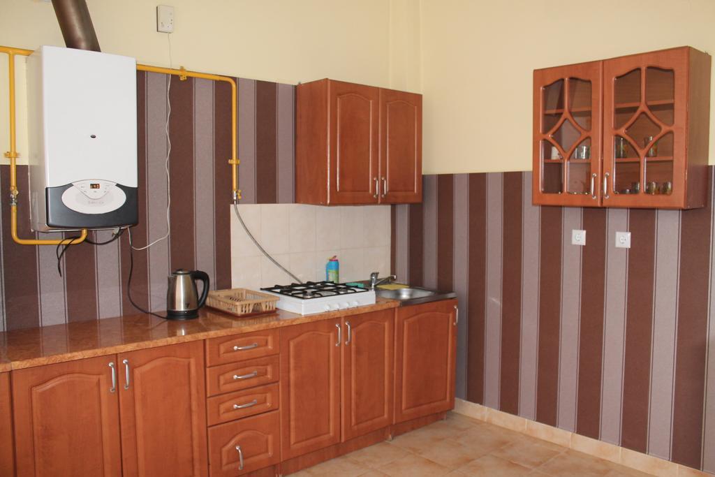 Apartments On Parkaniya 2A Muncaci Exterior foto